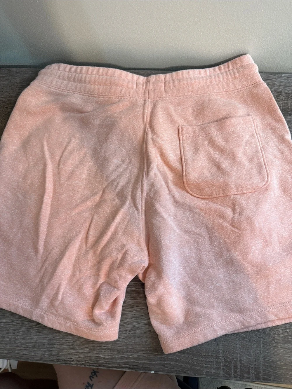 Old Navy Men's Peach Lounge Athletic Shorts with White Drawstring